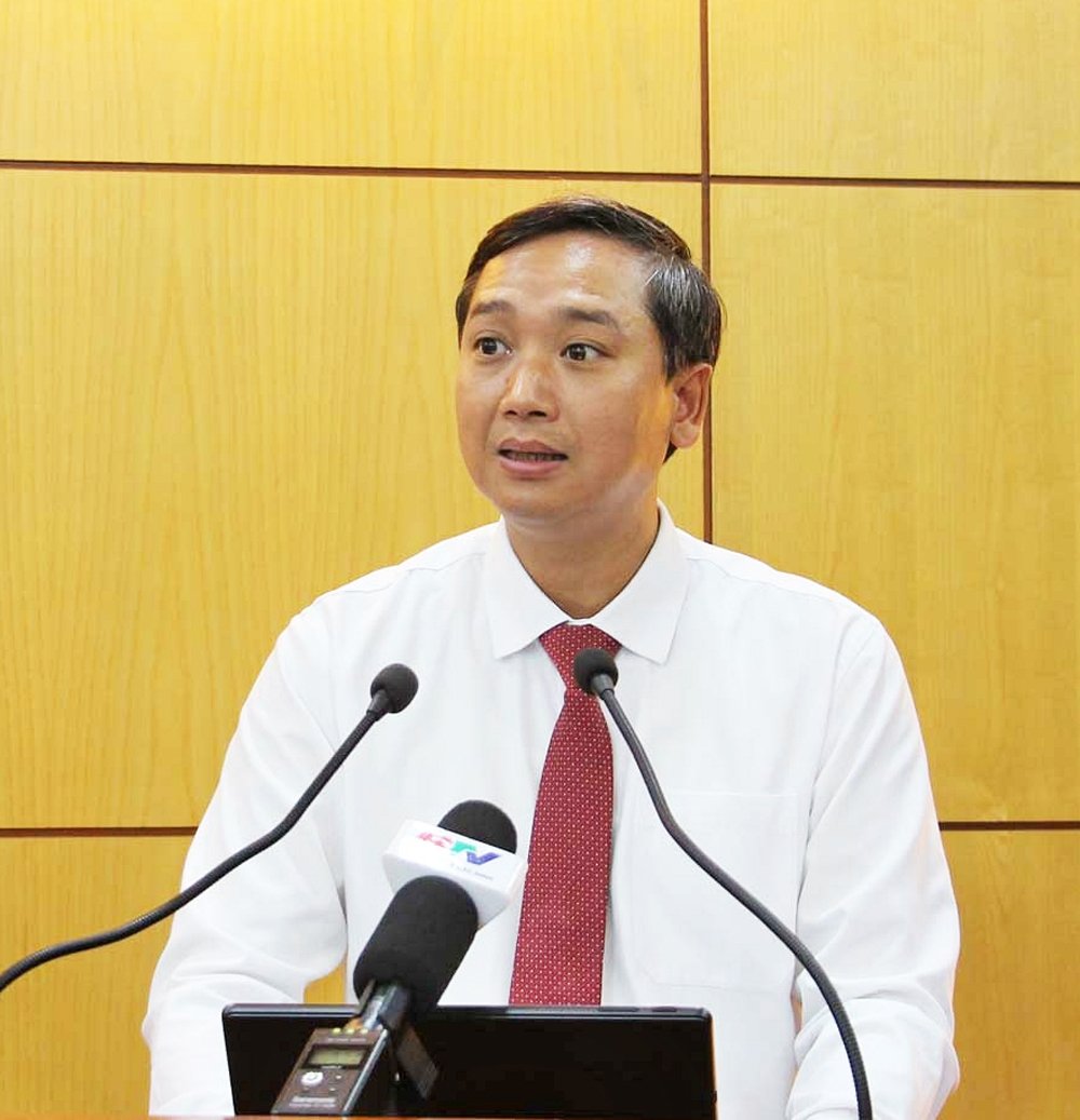 Đồng chí Nguyễn Việt Oanh phát biểu tại hội nghị. Đồng chí Nguyễn Việt Oanh phát biểu tại hội nghị.