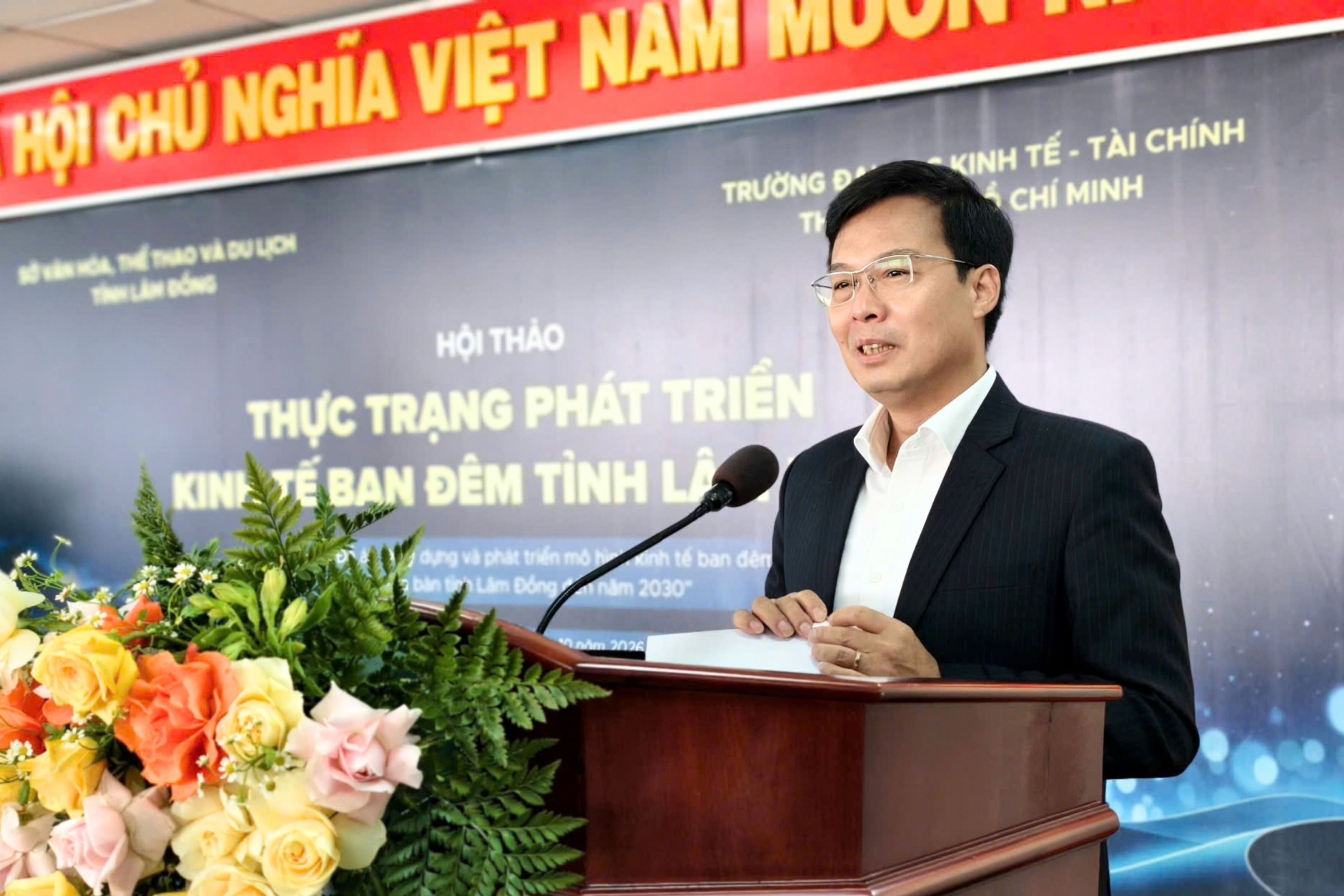 &Ocirc;ng Đinh Văn Tuấn &ndash; Ph&oacute; Chủ tịch UBND tỉnh L&acirc;m Đồng ph&aacute;t biểu tại hội thảo.