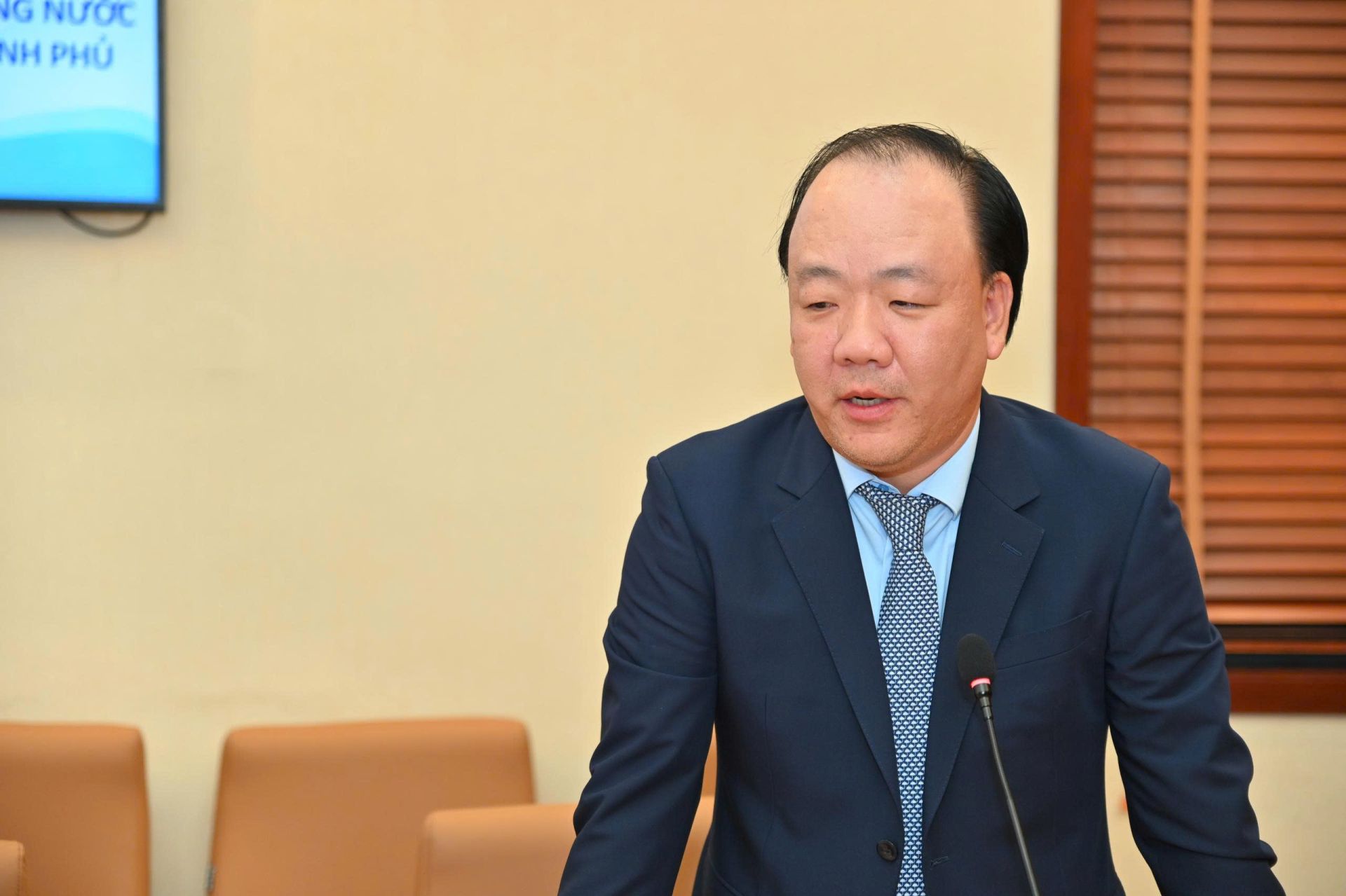 &Ocirc;ng Trần Hữu Linh, Cục trưởng Cục Quản l&yacute; v&agrave; Ph&aacute;t triển thị trường trong nước ph&aacute;t biểu tại sự kiện