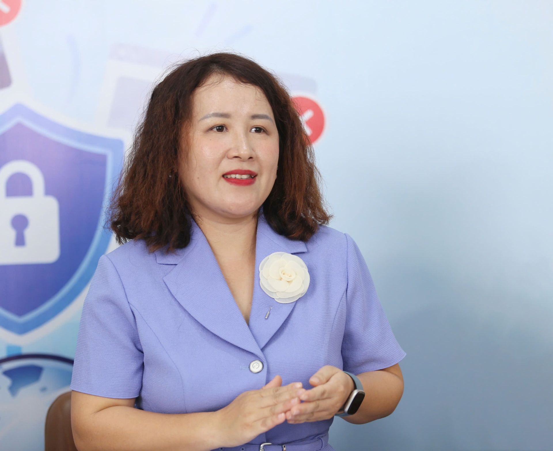 TS L&ecirc; Thị Mai Li&ecirc;n, Trưởng Khoa T&acirc;m l&yacute; học, Trường Đại học Khoa học X&atilde; hội v&agrave; Nh&acirc;n văn - ĐHQG TP.HCM, ph&acirc;n t&iacute;ch những yếu tố t&acirc;m l&yacute; khiến nội dung g&acirc;y sốc, ti&ecirc;u cực dễ thu h&uacute;t sự ch&uacute; &yacute; v&agrave; lan truyền tr&ecirc;n kh&ocirc;ng gian mạng.