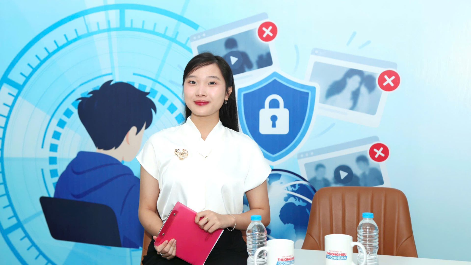 MC Thảo Nhi giữ vai tr&ograve; Host chương tr&igrave;nh.