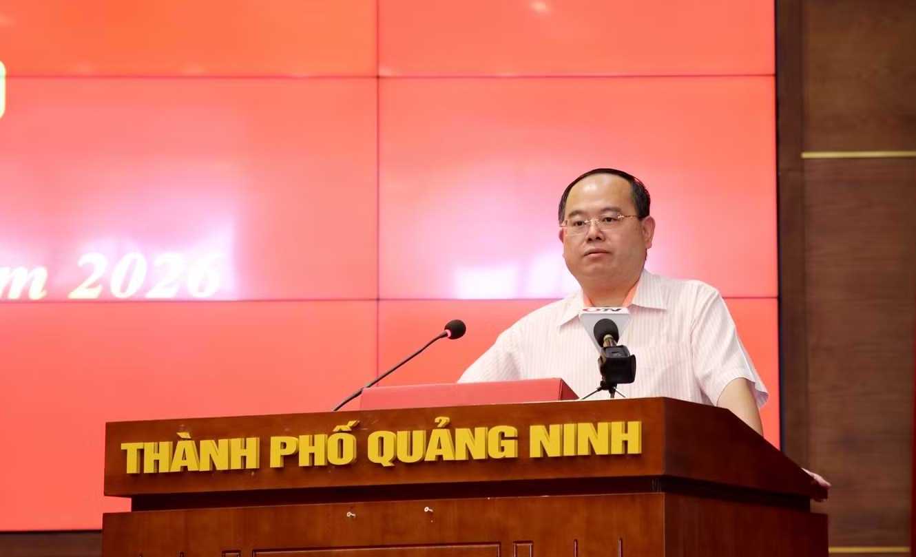 Ông Quản Minh Cường, Ủy viên Trung ương Đảng, Bí thư Thành ủy Quảng Ninh, Trưởng Đoàn ĐBQH thành phố, phát biểu chỉ đạo hội nghị Ông Quản Minh Cường, Ủy viên Trung ương Đảng, Bí thư Thành ủy Quảng Ninh, Trưởng Đoàn ĐBQH thành phố, phát biểu chỉ đạo hội nghị
