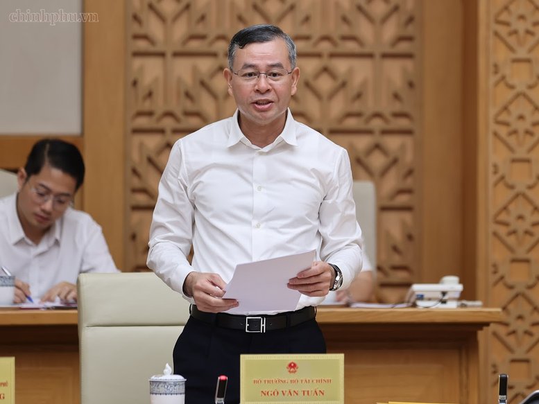 Bộ trưởng Bộ Tài chính Ngô Văn Tuấn báo cáo tại Phiên họp Chính phủ thường kỳ tháng 9 - Ảnh: chinhphu.vn/Nhật Bắc Bộ trưởng Bộ Tài chính Ngô Văn Tuấn báo cáo tại Phiên họp Chính phủ thường kỳ tháng 9 - Ảnh: chinhphu.vn/Nhật Bắc