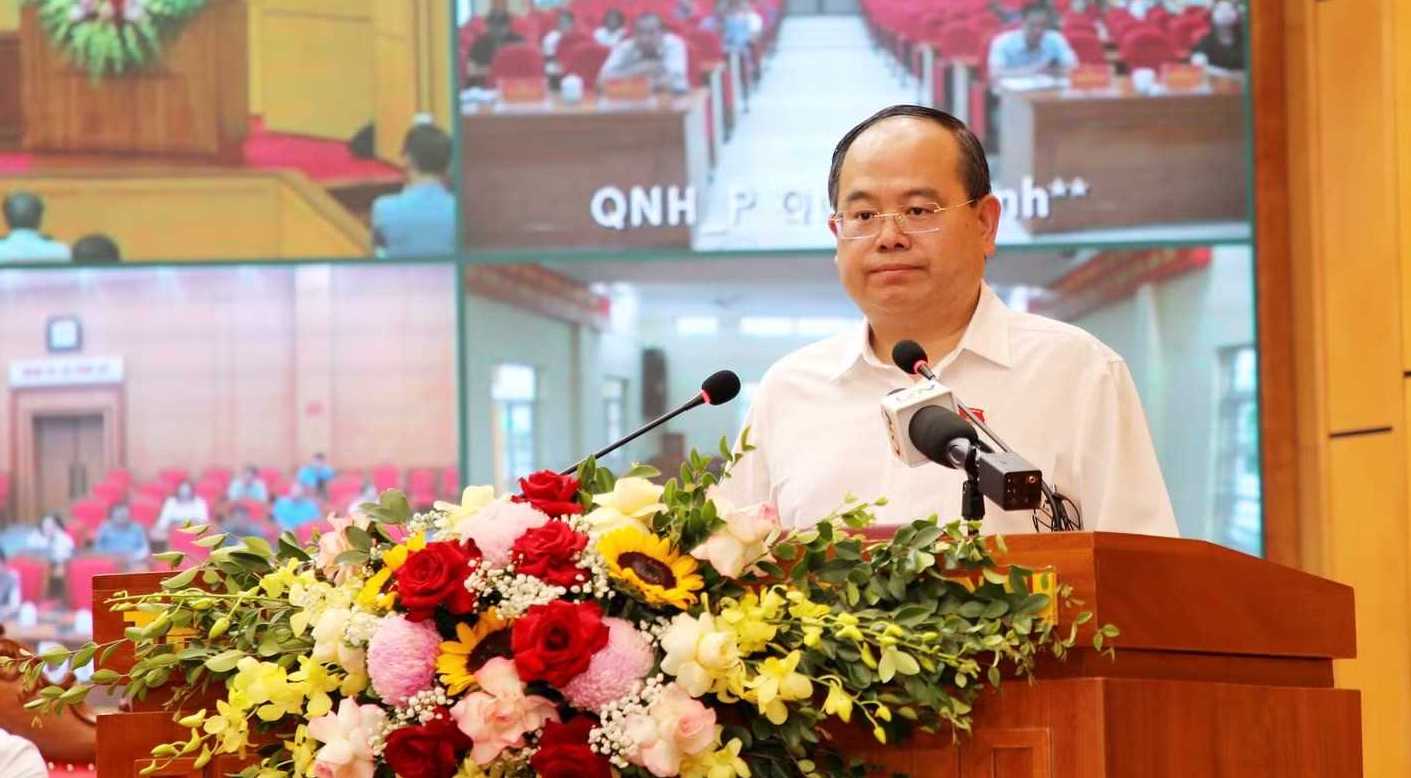 Ông Quản Minh Cường, Ủy viên Trung ương Đảng, Bí thư Thành ủy Quảng Ninh, Trưởng Đoàn ĐBQH thành phố, phát biểu tại hội nghị tiếp xúc cử tri Ông Quản Minh Cường, Ủy viên Trung ương Đảng, Bí thư Thành ủy Quảng Ninh, Trưởng Đoàn ĐBQH thành phố, phát biểu tại hội nghị tiếp xúc cử tri