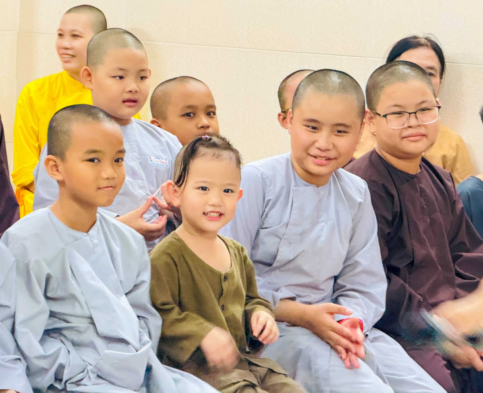 Dịp Tết Trung thu năm nay, BSR đ&atilde; tổ chức h&agrave;ng loạt c&aacute;c hoạt động đ&oacute;n Trung thu cho c&aacute;c em thiếu nhi, k&eacute;o d&agrave;i từ ng&agrave;y 19 &ndash; 25/9