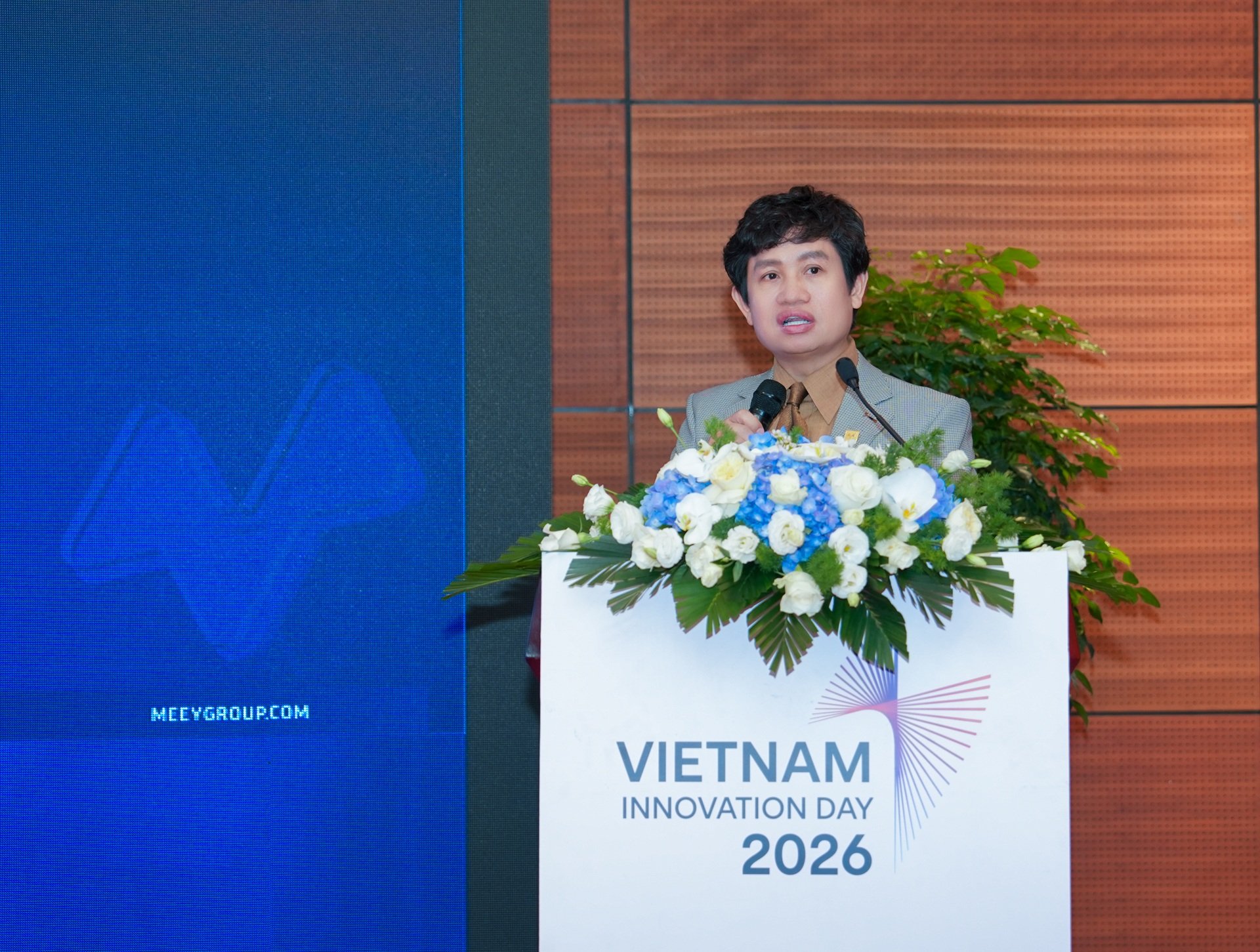 &Ocirc;ng Ho&agrave;ng Mai Chung, Chủ tịch HĐQT Meey Group, tr&igrave;nh b&agrave;y tham luận tại hội thảo.
