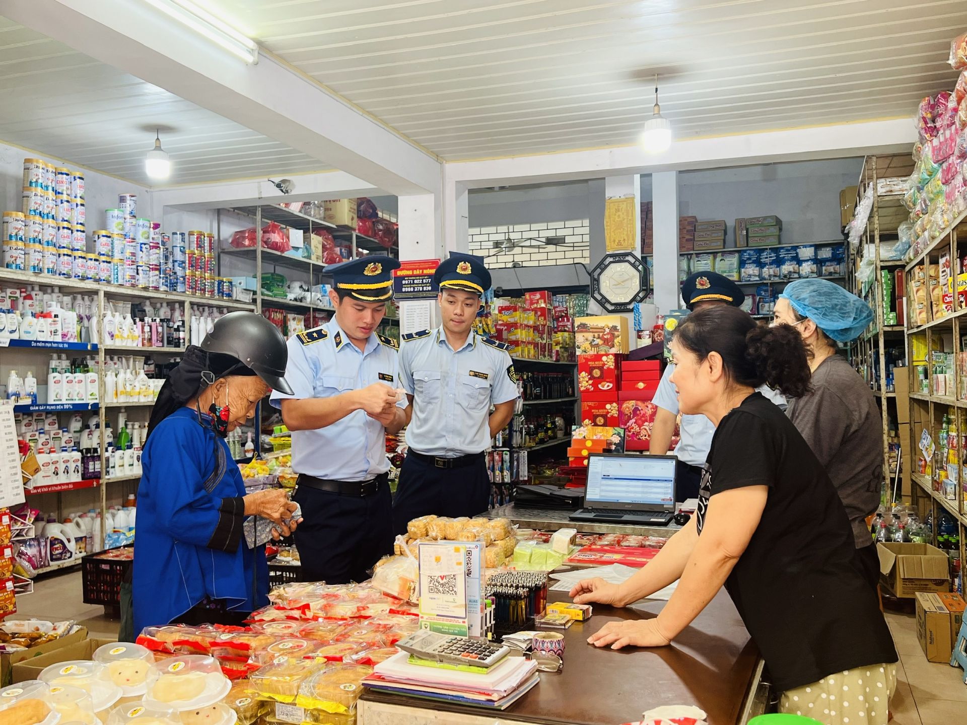 Lạng Sơn tăng cường quản lý, bình ổn giá, bảo đảm nguồn cung hàng thiết yếu Lạng Sơn tăng cường quản lý, bình ổn giá, bảo đảm nguồn cung hàng thiết yếu