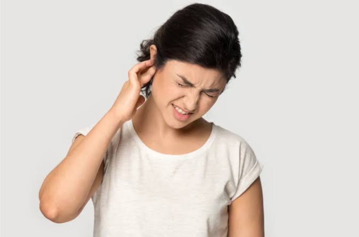 C&oacute; nhiều nguy&ecirc;n nh&acirc;n dẫn đến t&igrave;nh trạng &ugrave; tai k&eacute;o d&agrave;i