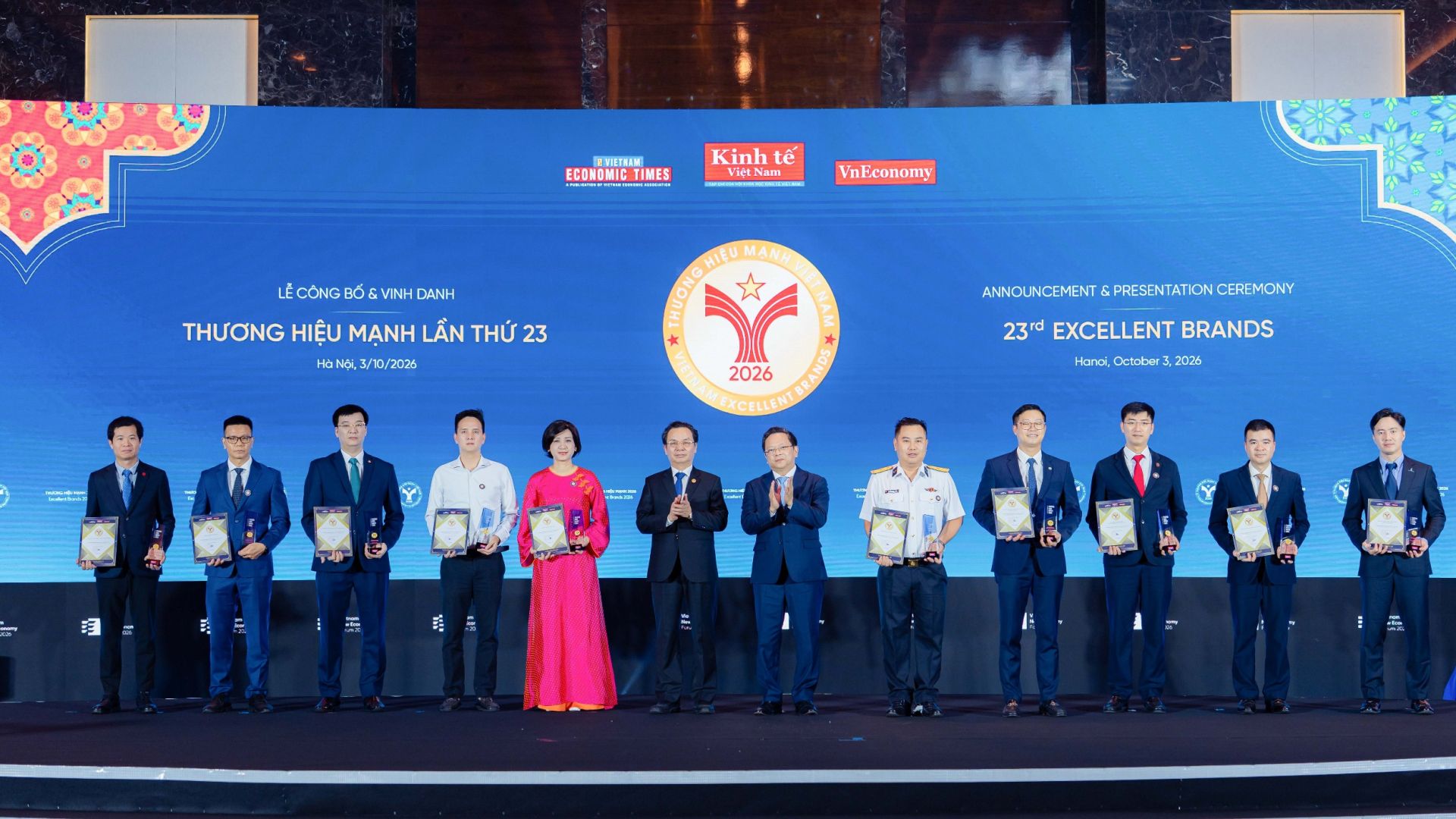 Vinh danh các Thương hiệu Doanh nghiệp dẫn đầu khu vực kinh tế nhà nước được vinh danh Thương hiệu Mạnh 2026. Ảnh: VnEconomy Vinh danh các Thương hiệu Doanh nghiệp dẫn đầu khu vực kinh tế nhà nước được vinh danh Thương hiệu Mạnh 2026. Ảnh: VnEconomy
