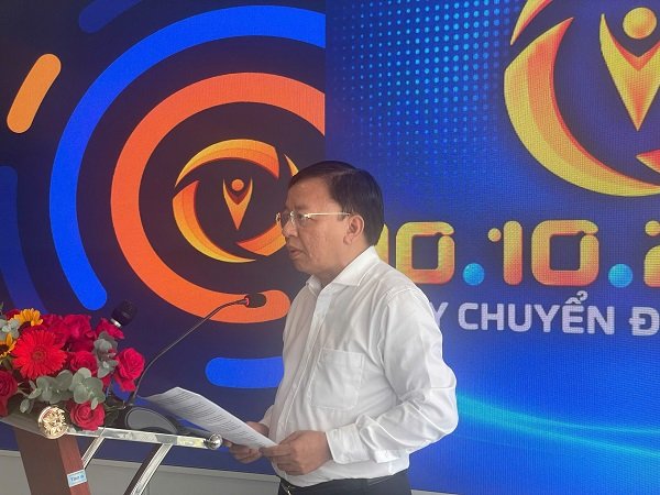 Ông Lê Huyền- Phó Chủ tịch UBND tỉnh Khánh Hòa phát biểu tại diễn đàn Ông Lê Huyền- Phó Chủ tịch UBND tỉnh Khánh Hòa phát biểu tại diễn đàn