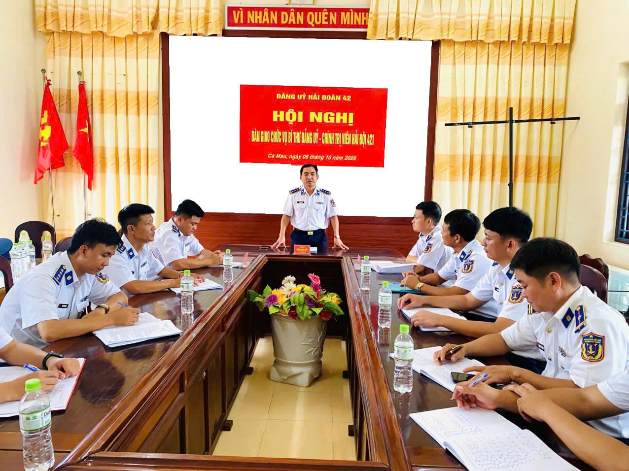 Thượng t&aacute; Trịnh Minh Hiển, B&iacute; thư Đảng uỷ, Ch&iacute;nh uỷ Hải đo&agrave;n 42 ph&aacute;t biểu chỉ đạo Hội nghị b&agrave;n giao