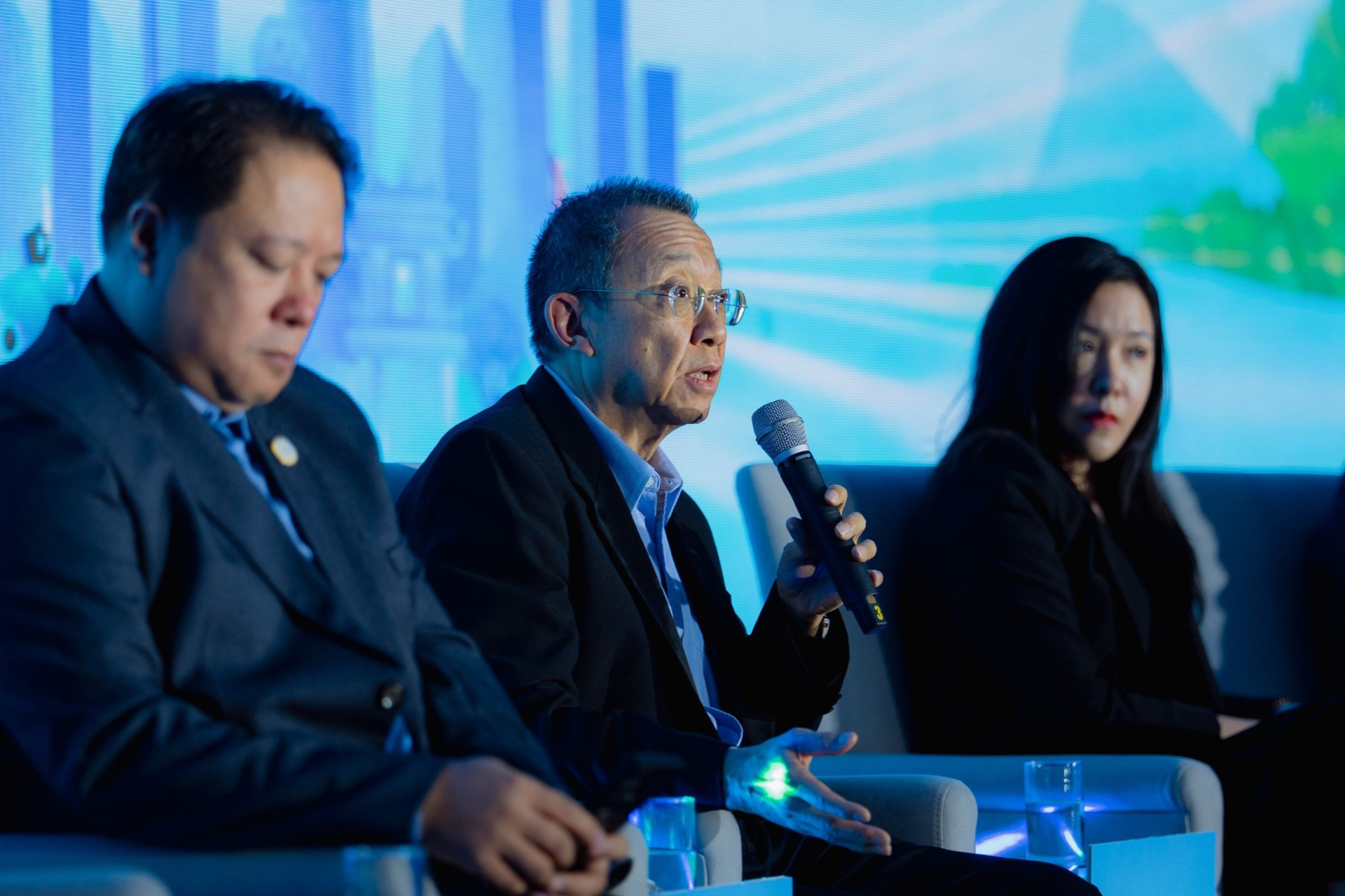 Ông Larry Lee chia sẻ kinh nghiệm của SABECO trong phiên thảo luận (Ảnh: BTC) Ông Larry Lee chia sẻ kinh nghiệm của SABECO trong phiên thảo luận (Ảnh: BTC)