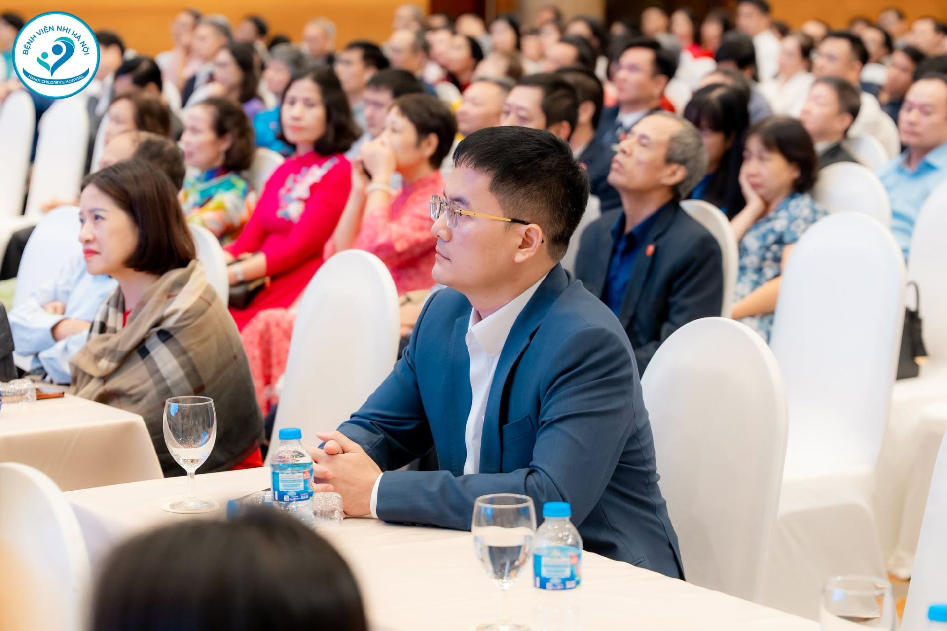 TS.BS. Ngô Quang Hùng – Chủ tịch Hội Nhi khoa thành phố Hà Nội, Giám đốc Bệnh viện Nhi Hà Nội TS.BS. Ngô Quang Hùng – Chủ tịch Hội Nhi khoa thành phố Hà Nội, Giám đốc Bệnh viện Nhi Hà Nội