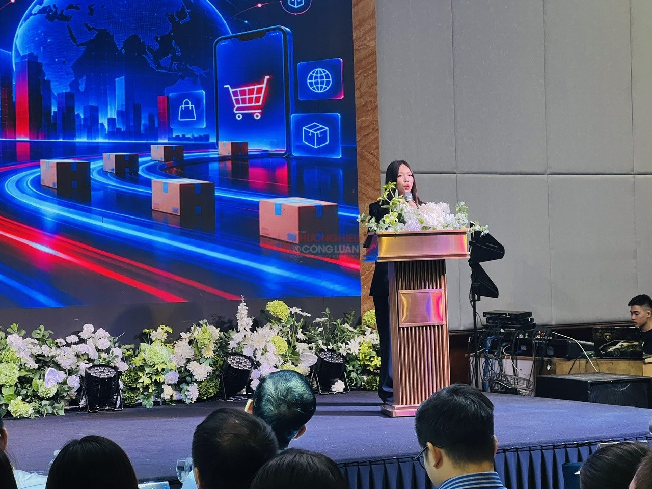 bà Trần Thủy Tiên, Phòng Thương mại điện tử xuyên biên giới, Cục Thương mại điện tử bà Trần Thủy Tiên, Phòng Thương mại điện tử xuyên biên giới, Cục Thương mại điện tử