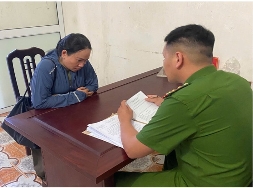 Đối tượng tại Cơ quan công an. (Ảnh Công an tỉnh Hưng Yên) Đối tượng tại Cơ quan công an. (Ảnh Công an tỉnh Hưng Yên)
