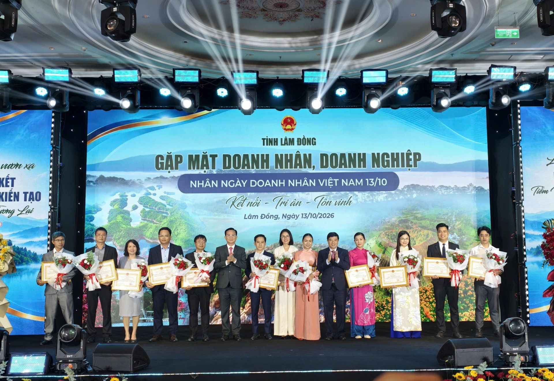 Lâm Đồng: Khơi dậy bản lĩnh doanh nhân, thắt chặt cam kết “Chính quyền đồng hành - Doanh nghiệp vươn xa”