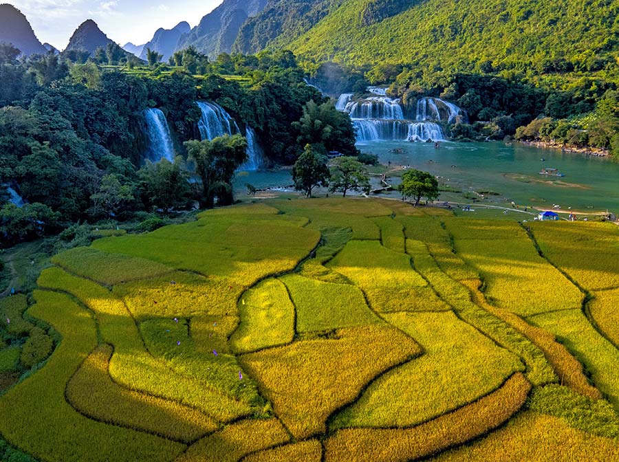 Thác Bản Giốc, tỉnh Cao Bằng. Ảnh: Nguyễn Vinh Hiển Thác Bản Giốc, tỉnh Cao Bằng. Ảnh: Nguyễn Vinh Hiển