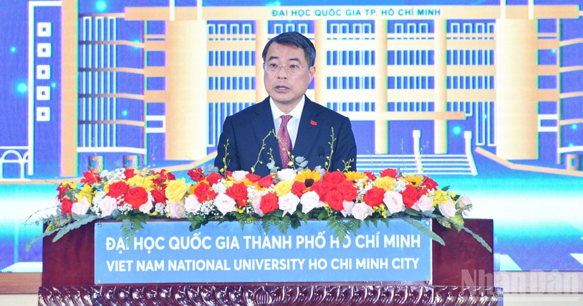 Thủ tướng Chính phủ Lê Minh Hưng phát biểu ý kiến tại Lễ khai khóa năm 2026 của Đại học Quốc gia Thành phố Hồ Chí Minh. (Ảnh: THANH GIANG) Thủ tướng Chính phủ Lê Minh Hưng phát biểu ý kiến tại Lễ khai khóa năm 2026 của Đại học Quốc gia Thành phố Hồ Chí Minh. (Ảnh: THANH GIANG)