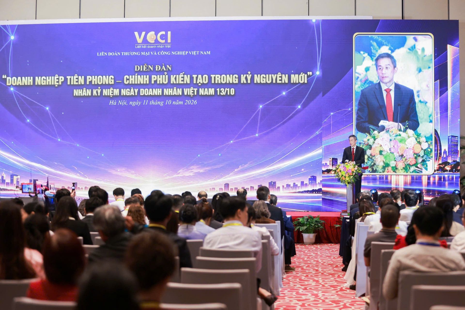 Những bài học kinh nghiệm của SABECO được ông Lester Tan mang đến chia sẻ cùng cộng đồng doanh nhân có mặt tại diễn đàn ngày 11/10 (Ảnh: BTC) Những bài học kinh nghiệm của SABECO được ông Lester Tan mang đến chia sẻ cùng cộng đồng doanh nhân có mặt tại diễn đàn ngày 11/10 (Ảnh: BTC)