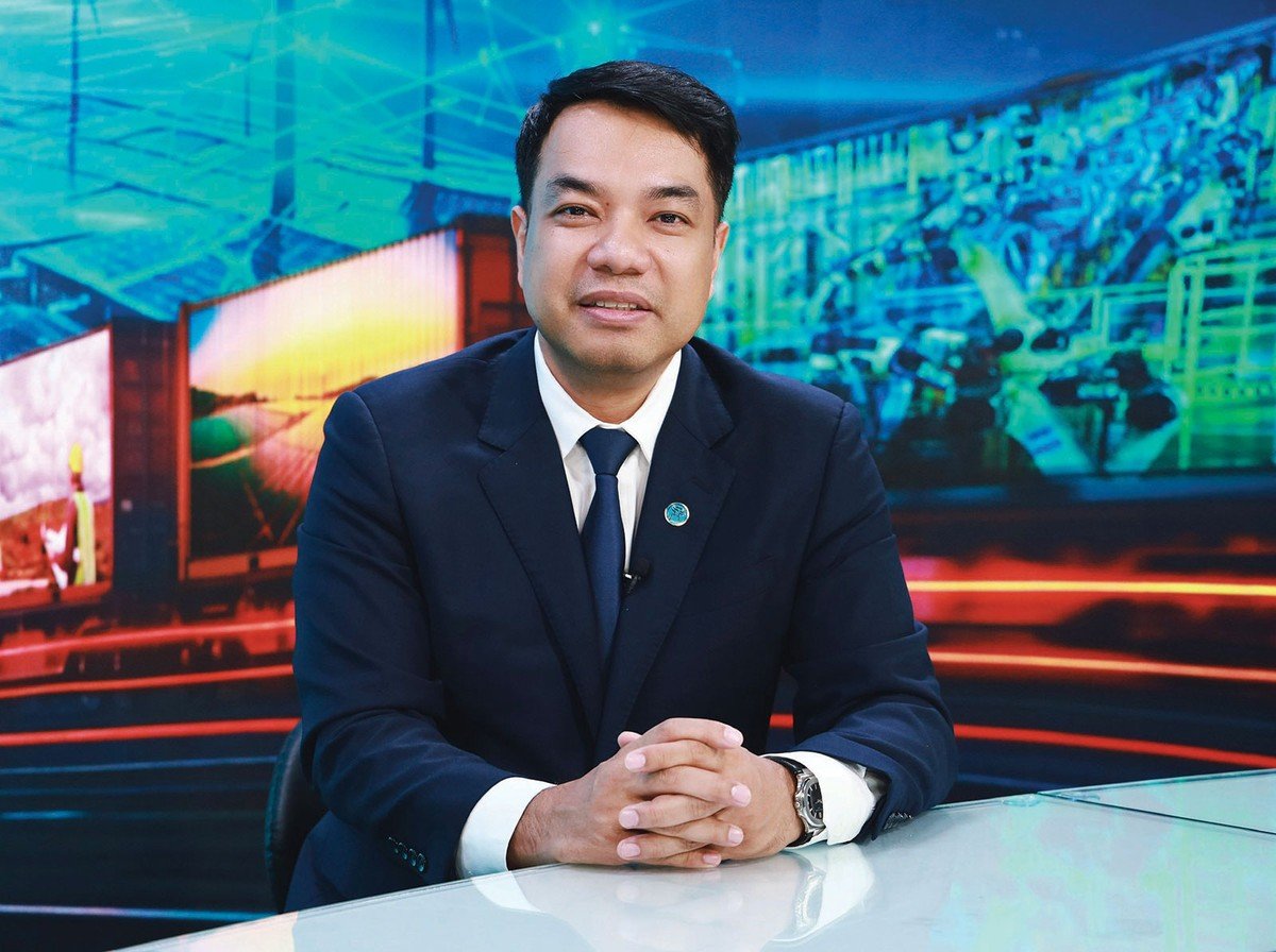 TS. Mạc Quốc Anh, Ủy viên Ủy ban Trung ương Mặt trận Tổ quốc Việt Nam, Bí thư Đảng ủy, Phó Chủ tịch kiêm Tổng Thư ký Hiệp hội Doanh nghiệp nhỏ và vừa thành phố Hà Nội (Hanoisme) TS. Mạc Quốc Anh, Ủy viên Ủy ban Trung ương Mặt trận Tổ quốc Việt Nam, Bí thư Đảng ủy, Phó Chủ tịch kiêm Tổng Thư ký Hiệp hội Doanh nghiệp nhỏ và vừa thành phố Hà Nội (Hanoisme)