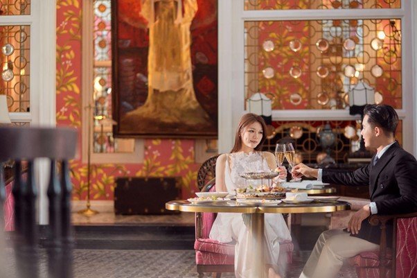 Không gian fine dining tráng lệ tại Pink Pearl, nơi kỹ nghệ ẩm thực Pháp cầu kỳ tôn vinh từng sản vật cao cấp của Phú Quốc Không gian fine dining tráng lệ tại Pink Pearl, nơi kỹ nghệ ẩm thực Pháp cầu kỳ tôn vinh từng sản vật cao cấp của Phú Quốc