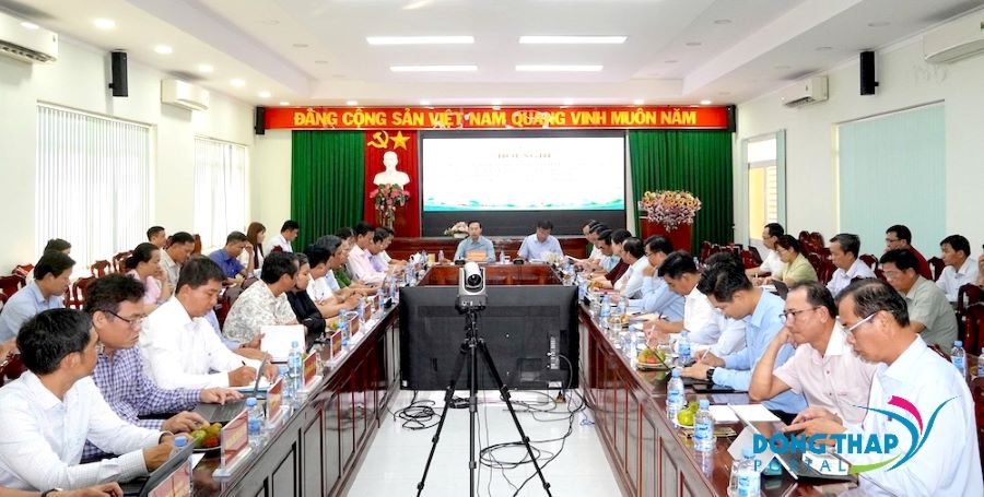 Quang cảnh hội nghị