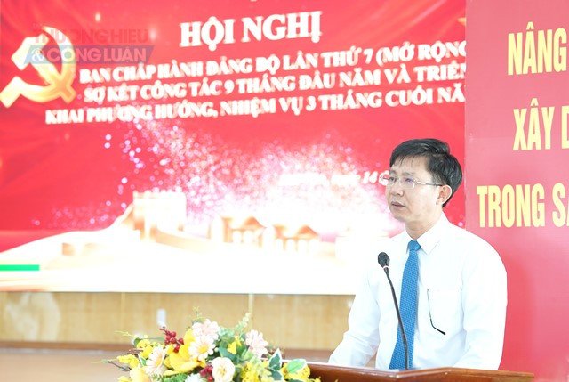 B&iacute; thư Đảng uỷ phường Hải V&acirc;n Ho&agrave;ng Thanh Ho&agrave; ph&aacute;t biểu chỉ đạo.