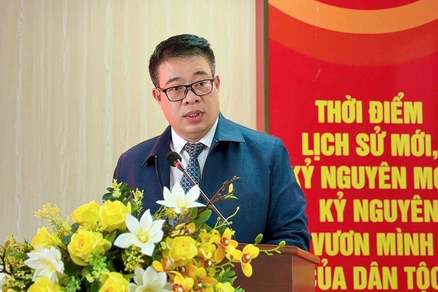 Tỉnh ủy vi&ecirc;n, Ph&oacute; Chủ tịch UBND tỉnh Nguyễn Ngọc Ph&uacute;c ph&aacute;t biểu giao nhiệm vụ tại hội nghị.