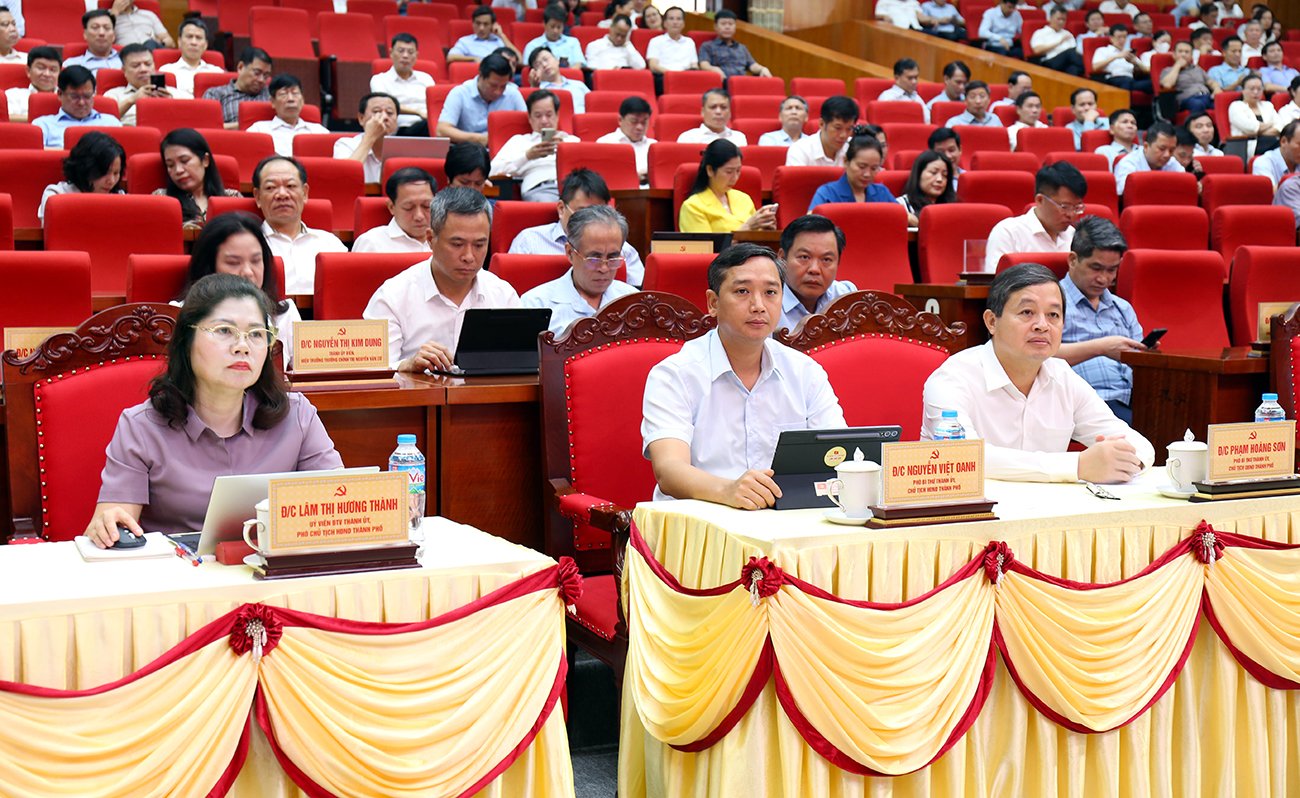 C&aacute;c đại biểu tham dự hội nghị.