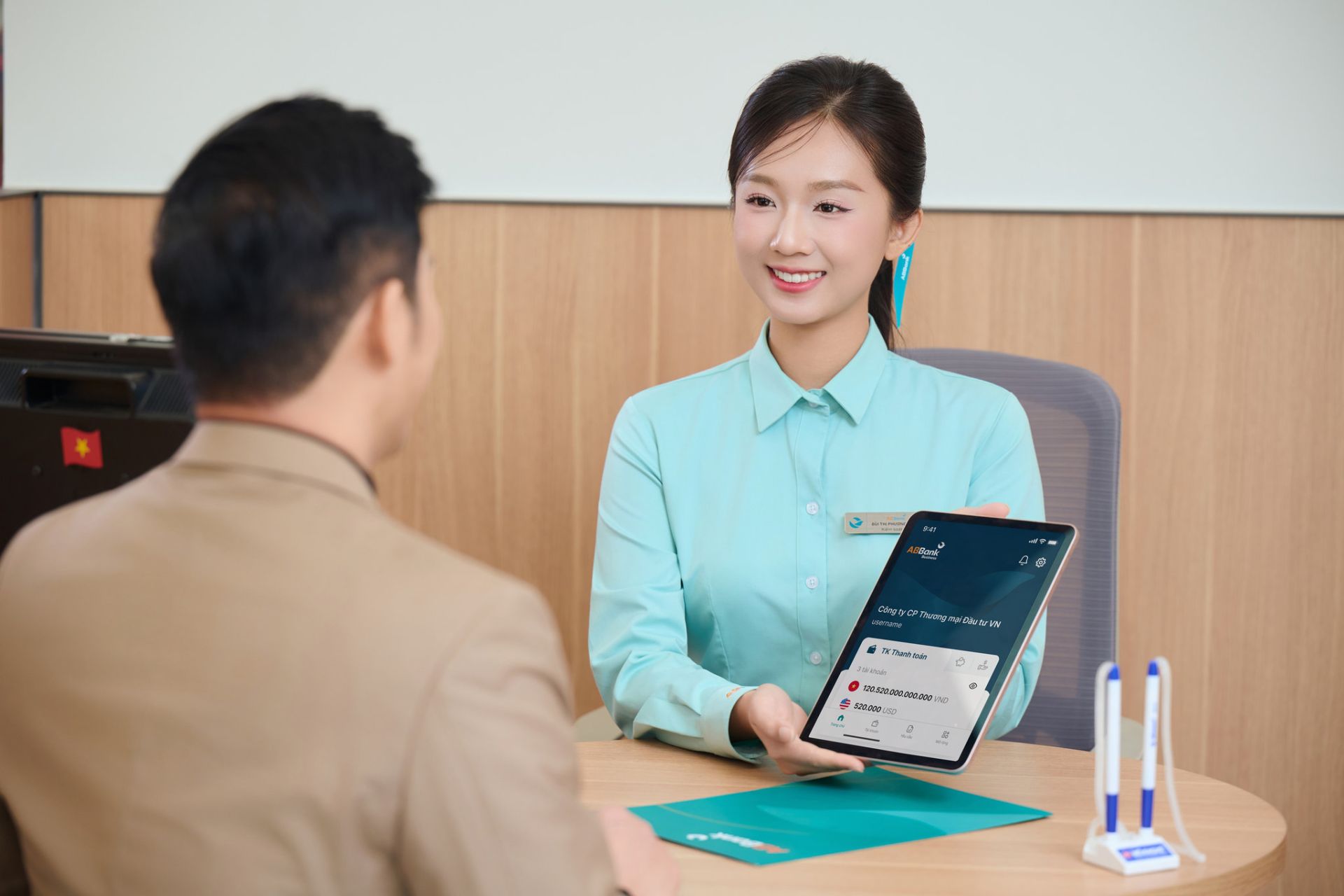 ABBank đẩy mạnh phát triển các giải pháp ngân hàng số, mang đến trải nghiệm giao dịch thuận tiện và đáp ứng nhu cầu tài chính ngày càng đa dạng của khách hàng ABBank đẩy mạnh phát triển các giải pháp ngân hàng số, mang đến trải nghiệm giao dịch thuận tiện và đáp ứng nhu cầu tài chính ngày càng đa dạng của khách hàng