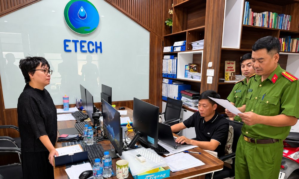 Cơ quan điều tra th&ocirc;ng b&aacute;o về vi phạm tại C&ocirc;ng ty Tr&aacute;ch nhiệm hữu hạn Dịch vụ tư vấn c&ocirc;ng nghệ m&ocirc;i trường ETECH ở đường Ng&ocirc; Quyền (phường Kinh Bắc).