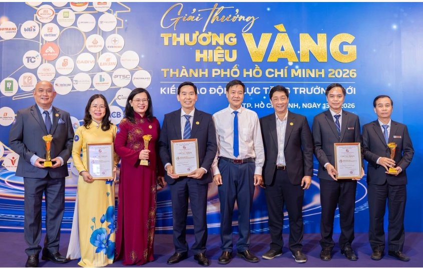 Đại diện ba bệnh viện nhận chứng nhận Top 50 Thương hiệu Vàng TP HCM năm 2026. Ảnh: BVCC Đại diện ba bệnh viện nhận chứng nhận Top 50 Thương hiệu Vàng TP HCM năm 2026. Ảnh: BVCC