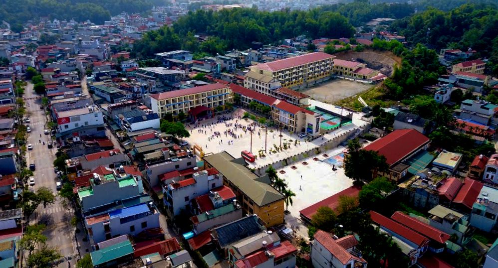 Trường Phổ thông Dân tộc Nội trú THPT tỉnh Điện Biên (Ảnh: Nhà trường cung cấp) Trường Phổ thông Dân tộc Nội trú THPT tỉnh Điện Biên (Ảnh: Nhà trường cung cấp)