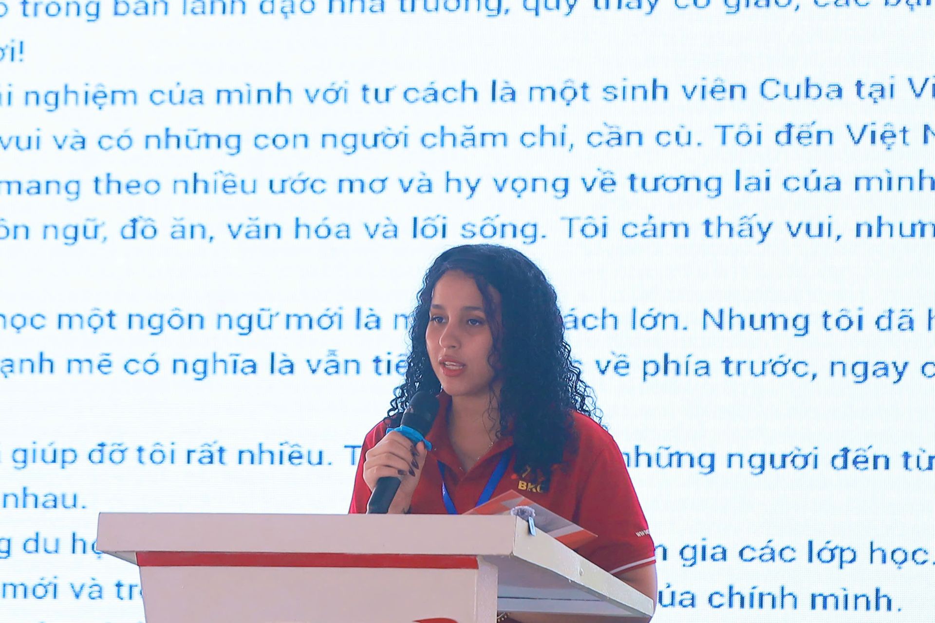 Sinh viên Melisa đến từ Cuba mang đến câu chuyện về sự nỗ lực, thích nghi và trưởng thành trong hành trình học tập tại Việt Nam. Sinh viên Melisa đến từ Cuba mang đến câu chuyện về sự nỗ lực, thích nghi và trưởng thành trong hành trình học tập tại Việt Nam.