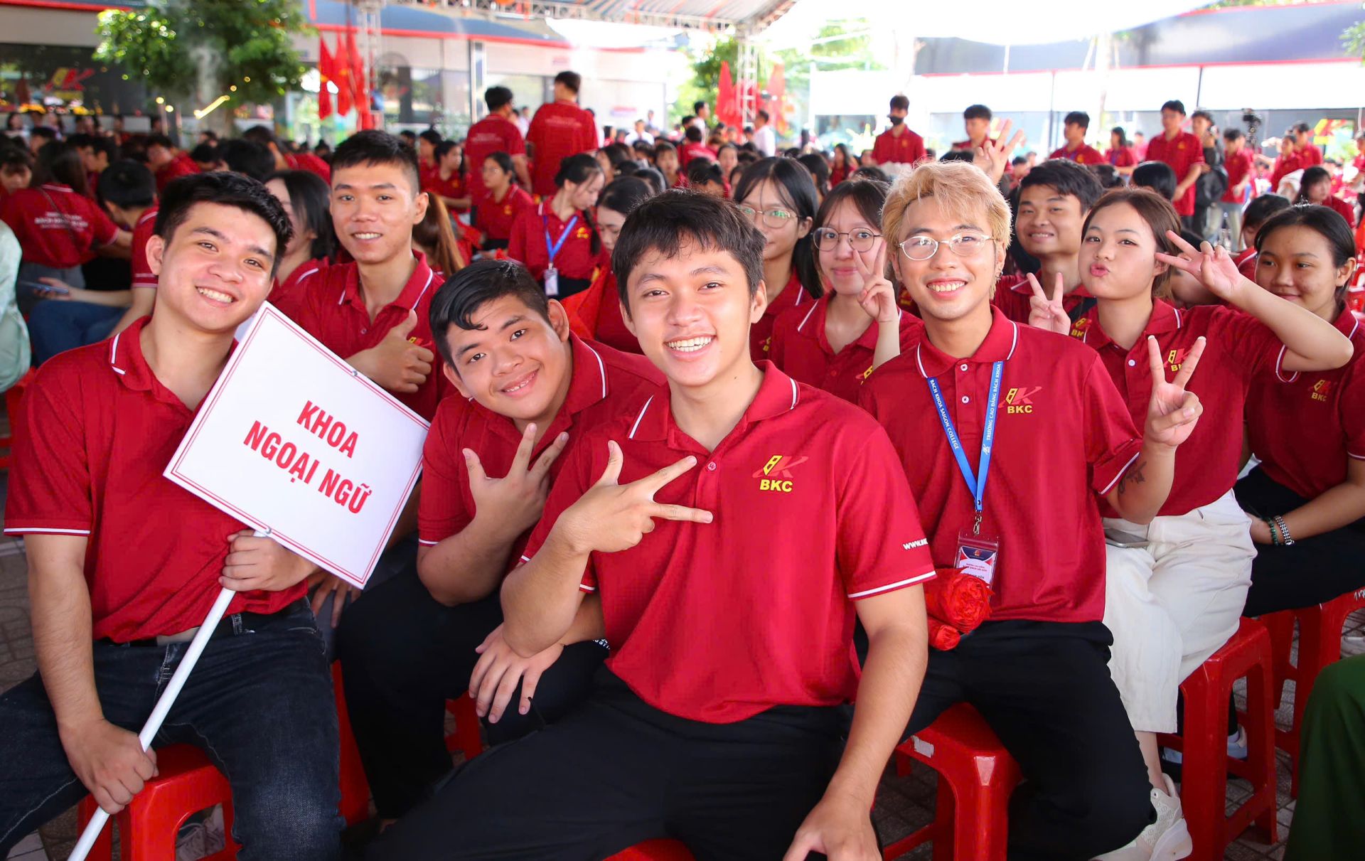 Từ giảng đường Bách khoa Sài Gòn, sinh viên Việt Nam và quốc tế cùng viết tiếp ước mơ