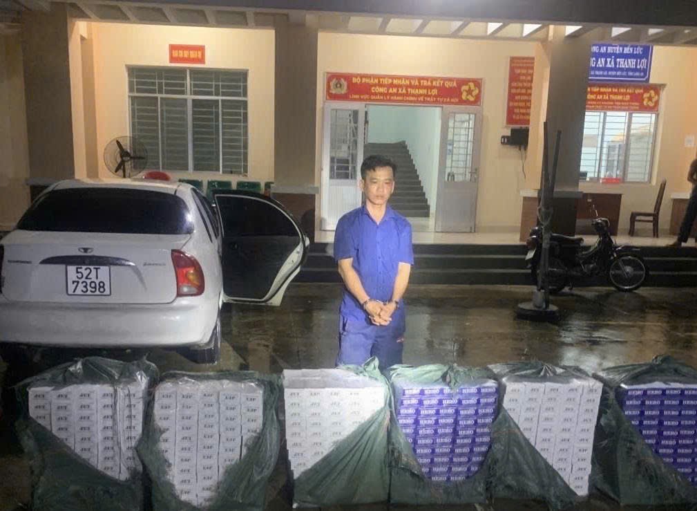 Đối tượng v&agrave; tang vật thu giữ được