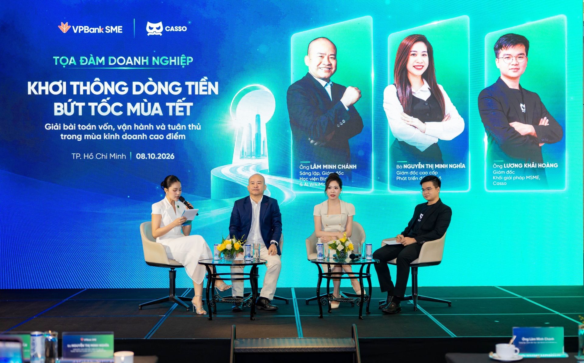 C&aacute;c chuy&ecirc;n gia tham gia tọa đ&agrave;m (từ phải sang tr&aacute;i): &Ocirc;ng Lương Khải Ho&agrave;ng, b&agrave; Nguyễn Thị Minh Nghĩa v&agrave; &ocirc;ng L&acirc;m Minh Ch&aacute;nh