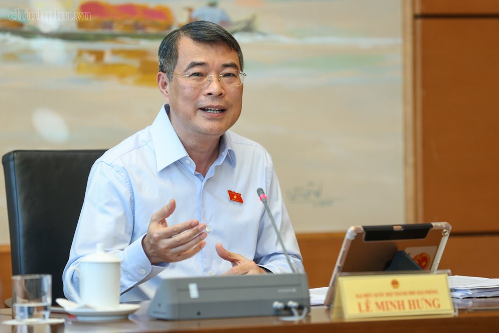 Theo Thủ tướng, tăng trưởng đến từ nhiều lĩnh vực, nhưng chỉ số quan trọng cho thấy sức khỏe nền kinh tế l&agrave; số thu ng&acirc;n s&aacute;ch - Ảnh: chinhphu.vn/Nhật Bắc