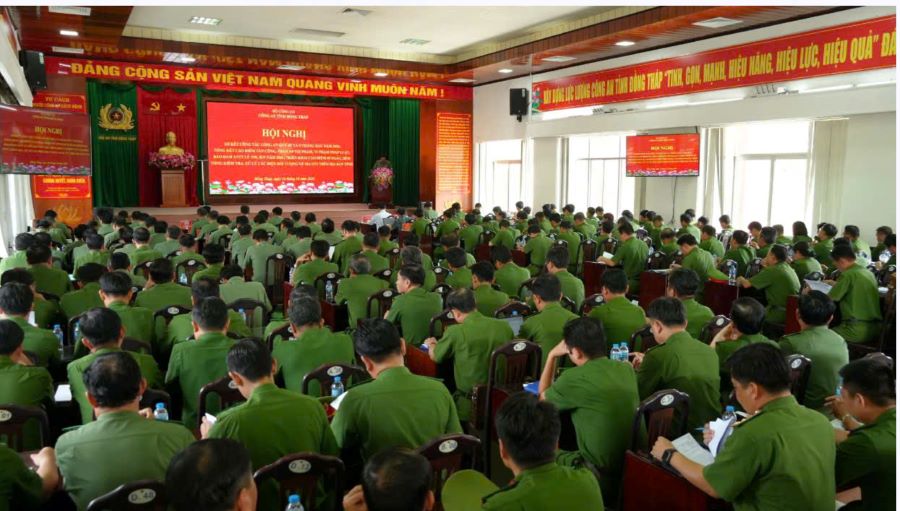 Đồng Tháp mở cao điểm 45 ngày, đêm kiểm soát ma túy, giữ an ninh cuối năm Đồng Tháp mở cao điểm 45 ngày, đêm kiểm soát ma túy, giữ an ninh cuối năm