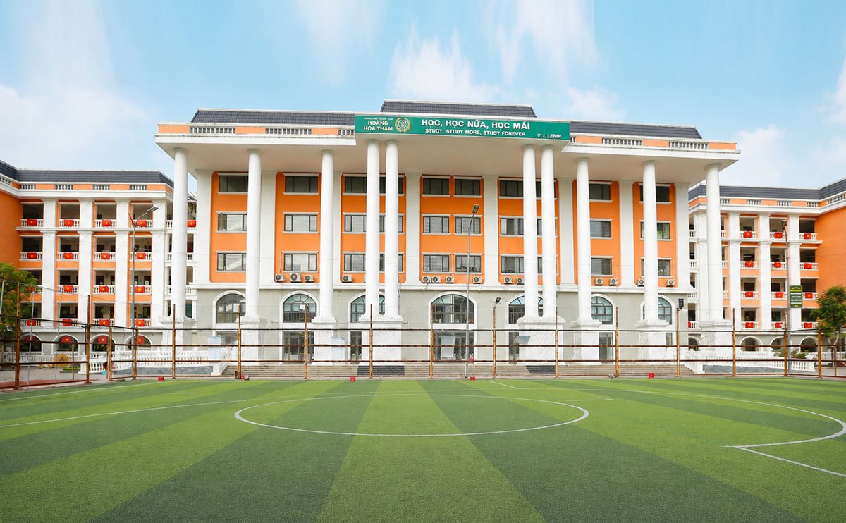 Trường Tiểu học Ho&agrave;ng Th&aacute;m ở phường V&otilde; Cường được x&acirc;y dựng khang trang, hiện đại.