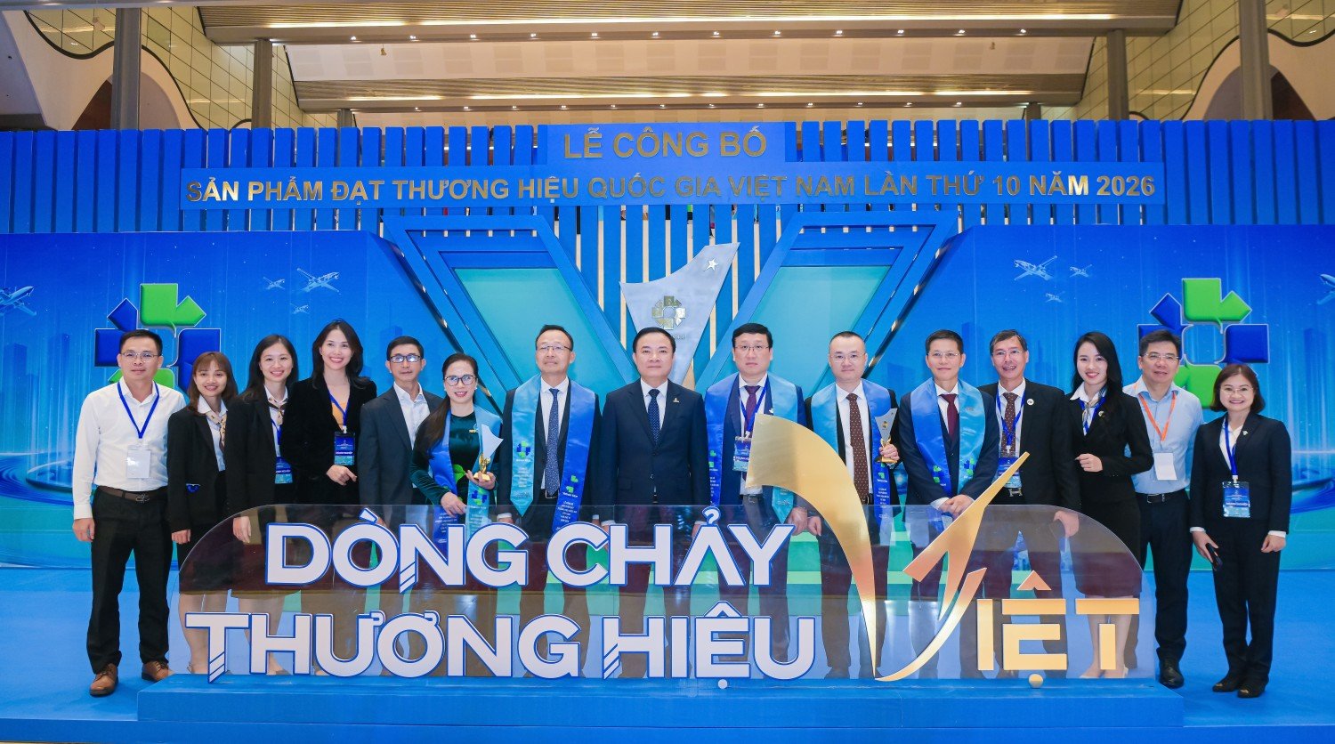 Đo&agrave;n PETROVIETNAM do Chủ tịch HĐTV PETROVIETNAM L&ecirc; Ngọc Sơn l&agrave;m trưởng đo&agrave;n c&ugrave;ng đại diện c&aacute;c đơn vị nhận giải tham dự sự kiện
