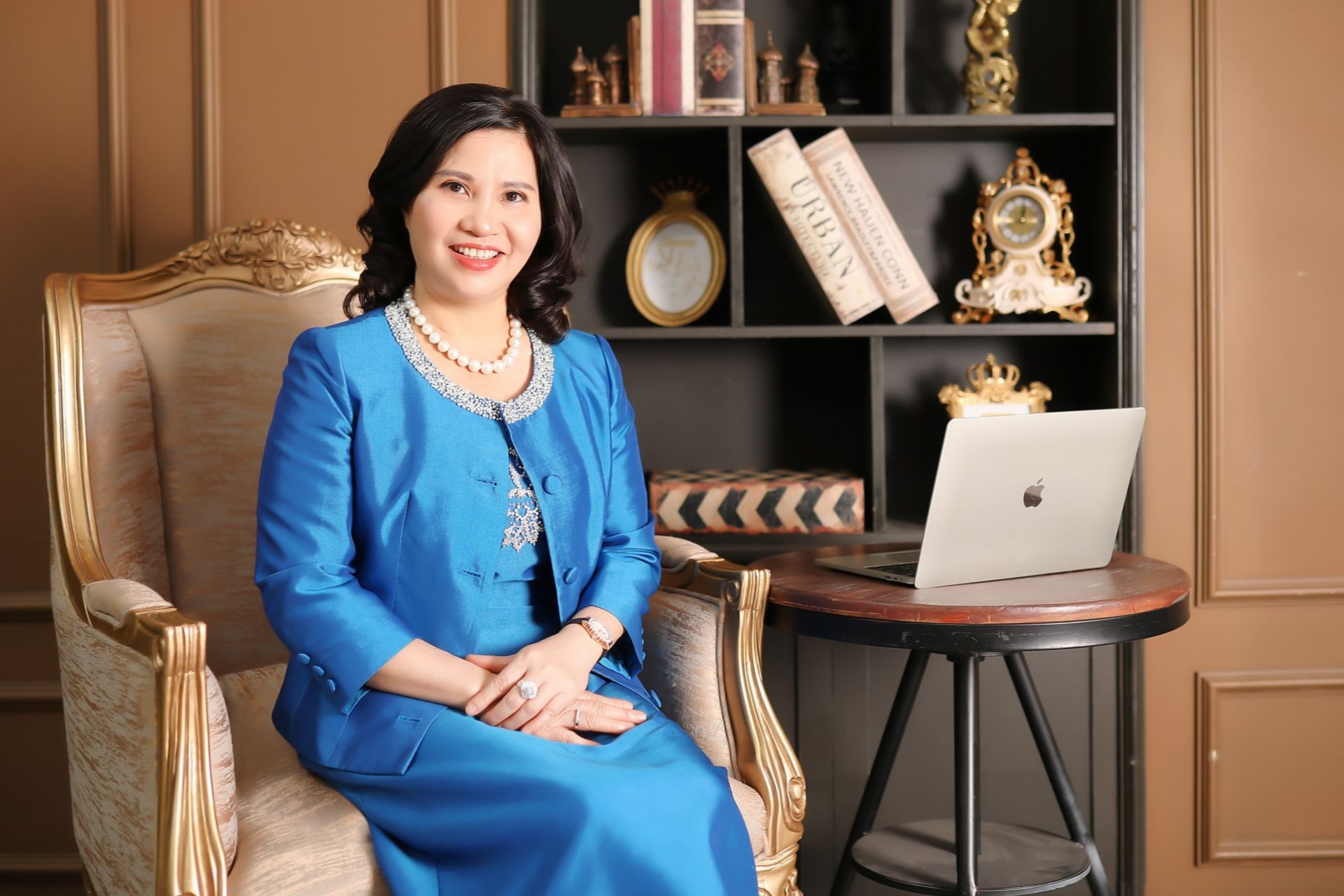 Dược sĩ Lê Thị Bình, Tổng giám đốc Công ty TNHH Sản xuất và Thương mại Dược phẩm Tâm Bình Dược sĩ Lê Thị Bình, Tổng giám đốc Công ty TNHH Sản xuất và Thương mại Dược phẩm Tâm Bình