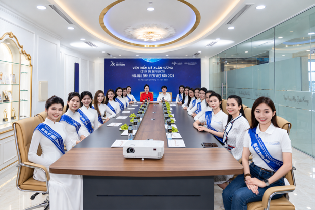Viện thẩm mỹ Xuân Hương đồng hành và cố vấn sắc đẹp cho các thí sinh cuộc thi Hoa hậu Sinh viên Việt Nam Viện thẩm mỹ Xuân Hương đồng hành và cố vấn sắc đẹp cho các thí sinh cuộc thi Hoa hậu Sinh viên Việt Nam