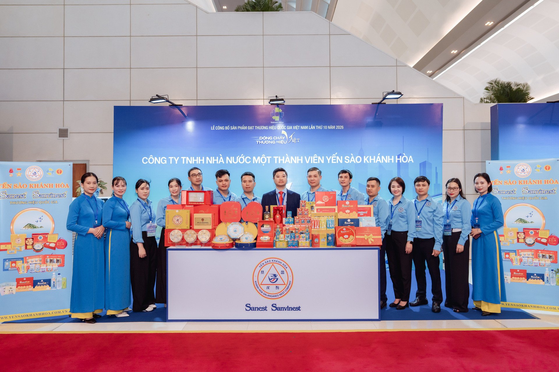 Yến sào Khánh Hòa 5 lần liên tiếp đạt Thương hiệu Quốc gia Việt Nam Yến sào Khánh Hòa 5 lần liên tiếp đạt Thương hiệu Quốc gia Việt Nam