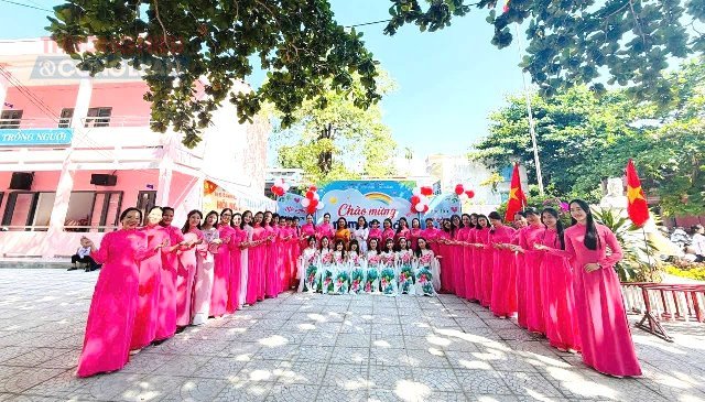 Gi&aacute;o vi&ecirc;n trường Tiểu học Triệu Thị Trinh, phường Hải V&acirc;n, TP. Đ&agrave; Nẵng.