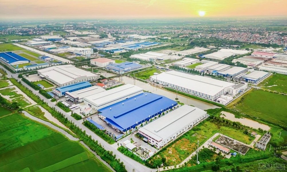 Hưng Yên yêu cầu cơ quan thuế, hải quan rà soát, hướng dẫn doanh nghiệp hoàn thành nghĩa vụ tài chính trong tháng 10/2026; trường hợp tiếp tục vi phạm sẽ bị xem xét xử lý. Hưng Yên yêu cầu cơ quan thuế, hải quan rà soát, hướng dẫn doanh nghiệp hoàn thành nghĩa vụ tài chính trong tháng 10/2026; trường hợp tiếp tục vi phạm sẽ bị xem xét xử lý.