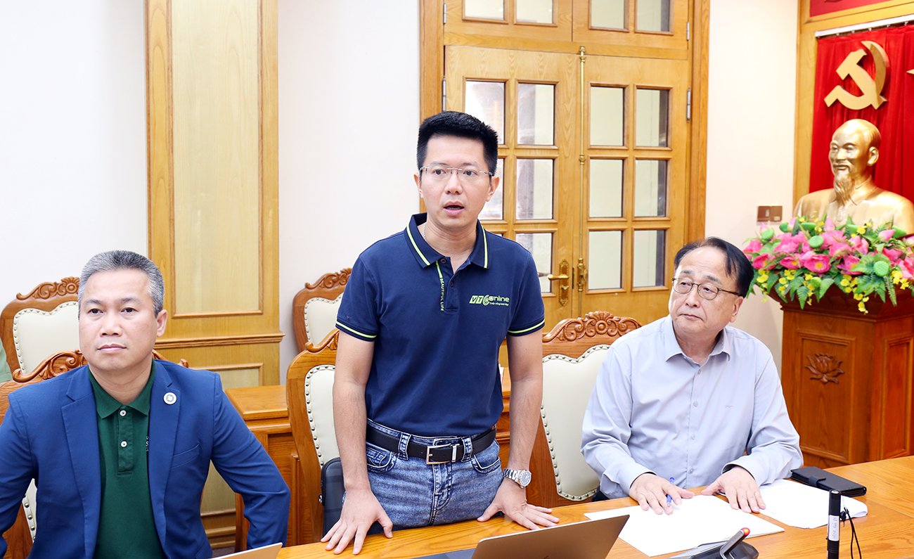 &Ocirc;ng L&ecirc; Việt Ho&agrave;, Gi&aacute;m đốc C&ocirc;ng ty VTC Online ph&aacute;t biểu tại buổi l&agrave;m việc.