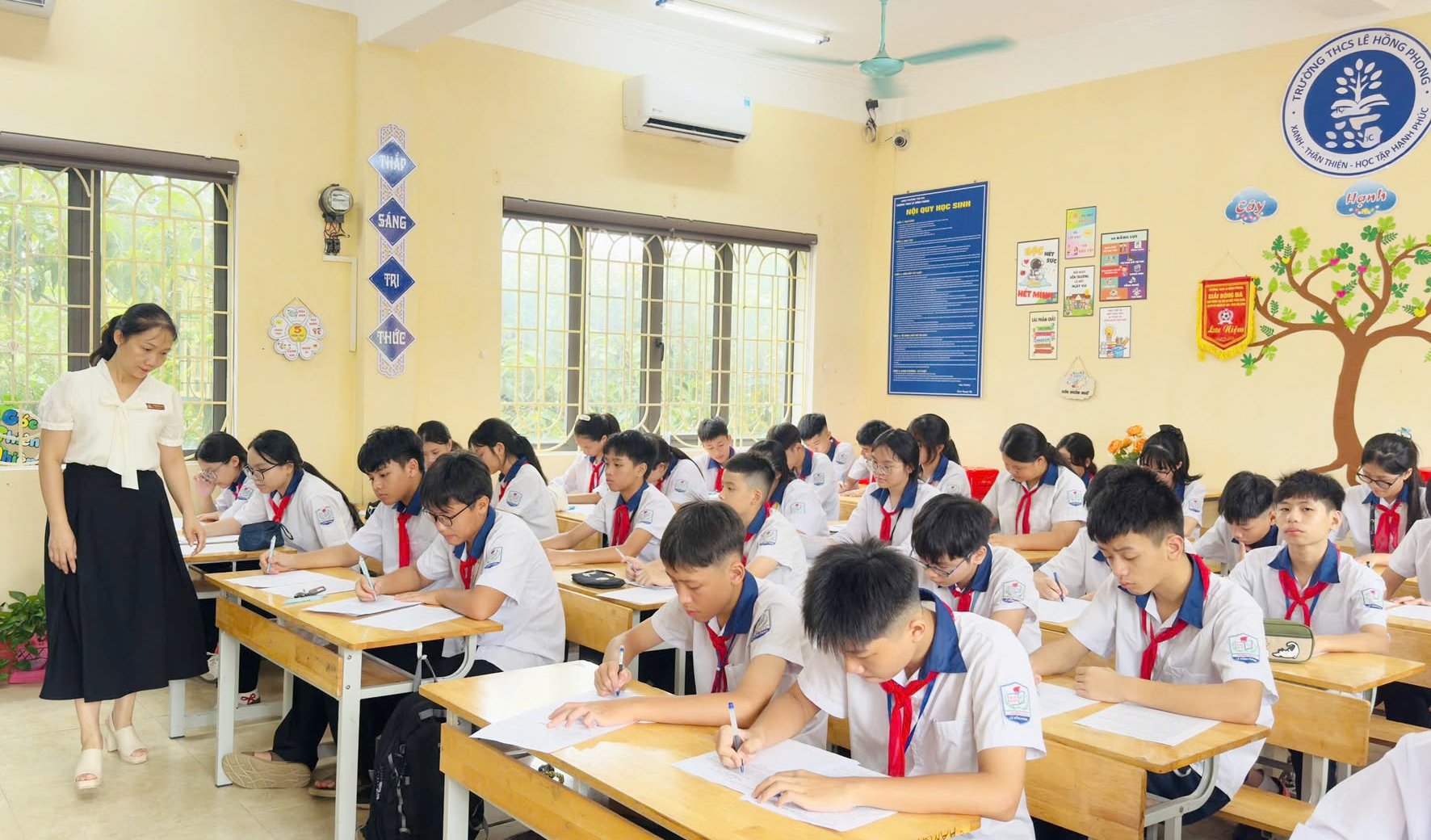 Bộ Giáo dục & Đào tạo ban hành quy định mới về đánh giá học sinh tiểu học, THCS và THPT Bộ Giáo dục & Đào tạo ban hành quy định mới về đánh giá học sinh tiểu học, THCS và THPT