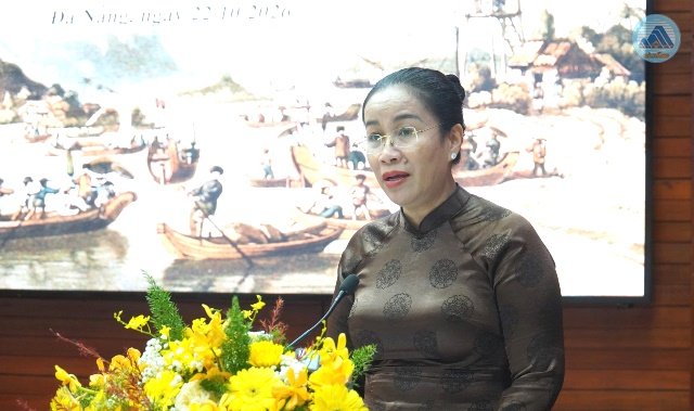 Ph&oacute; Chủ tịch UBND th&agrave;nh phố Nguyễn Thị Anh Thi ph&aacute;t biểu ch&agrave;o mừng hội thảo. Ảnh: Cổng th&ocirc;ng tin điện tử TP. Đ&agrave; Nẵng.