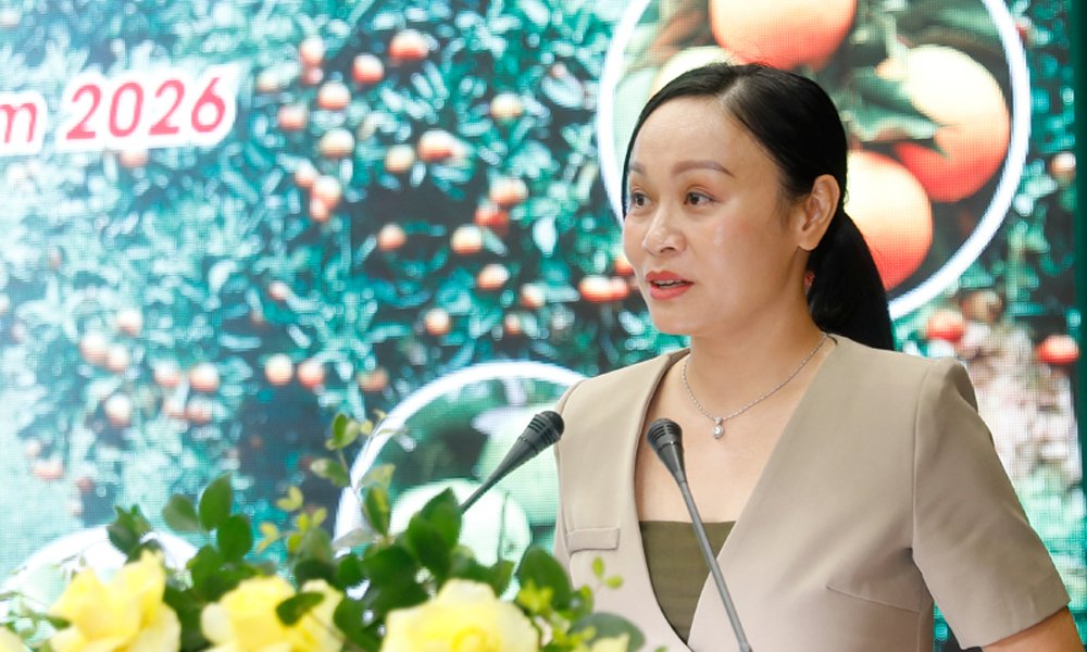 B&agrave; Phạm Thị Th&ugrave;y Linh, đại diện Central Retail Việt Nam ph&aacute;t biểu.